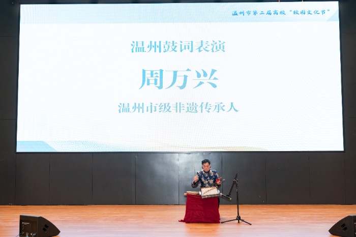 XSJ09379.jpg